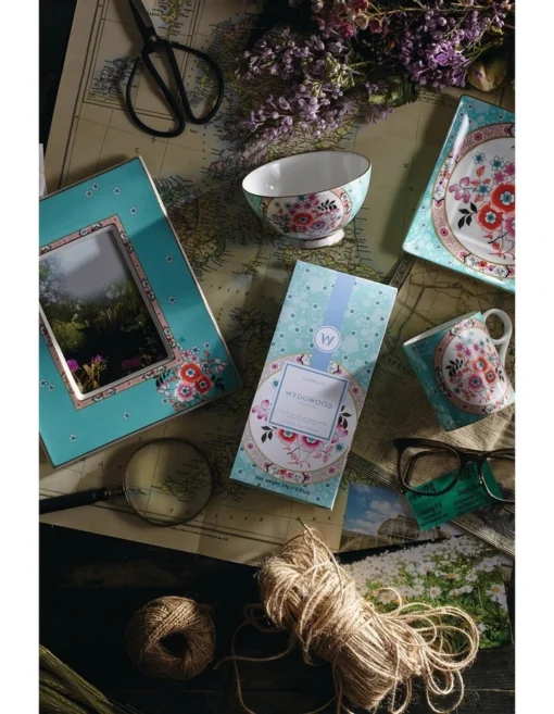Wedgwood Wonderlust 14.5cm Camellia Tray -Homeware Haven Shop